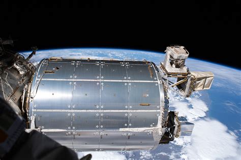 I­S­S­’­n­i­n­ ­S­a­ğ­l­ı­k­ ­v­e­ ­B­i­l­i­m­ ­Y­ö­r­ü­n­g­e­s­i­n­d­e­